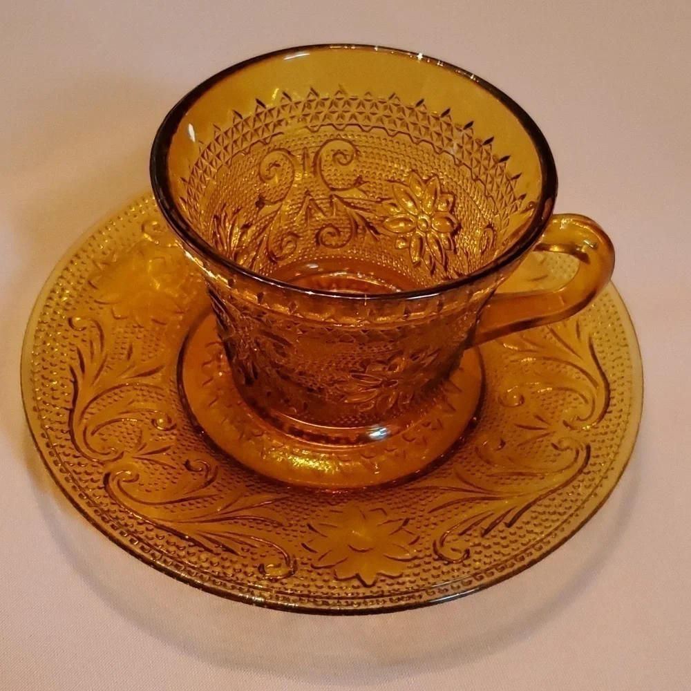 Vintage Tiara Crystal Cup & Saucer Set of 4 Sandwich Pattern Amber Indiana Glass - Picture 5 of 13